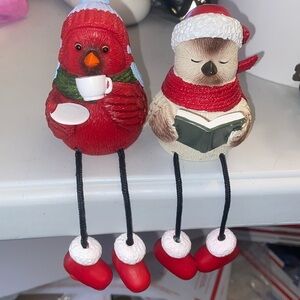 Set of 2 shelf sitter birds C3